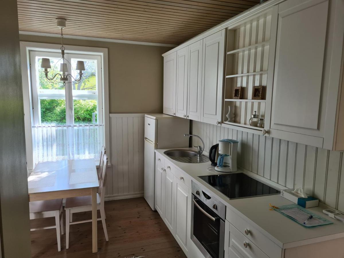 Lahe Guesthouse Haapsalu Eksteriør bilde