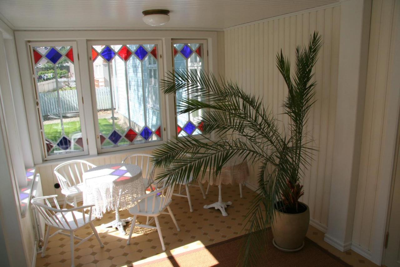 Lahe Guesthouse Haapsalu Eksteriør bilde